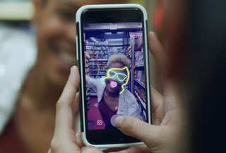 Facebook takes a page from Snapchat, yet again