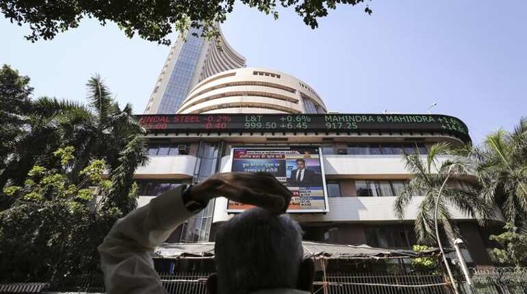 Indian shares end flat; Nifty posts best quarter in almost three years