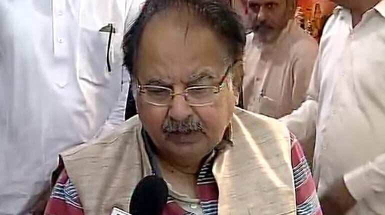 Another Congress leader, Dr AK Walia, threatens to resign