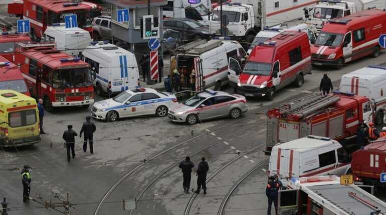 Russia blast: Investigators looking for two Central Asians