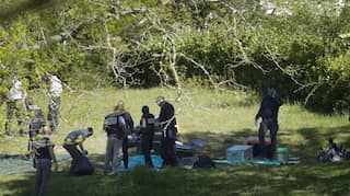 ETA disarms, provides France with a list of arms caches
