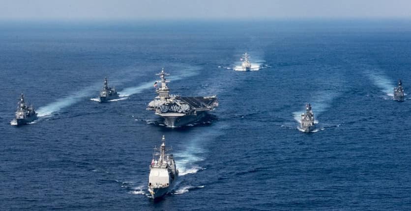 US Navy carrier moving towards Korean peninsula to strengthen defence US Navy carrier moving towards Korean peninsula to strengthen defence