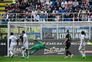 AC Milan snatch late draw with Inter in first 'Chinese' Derby di Milano