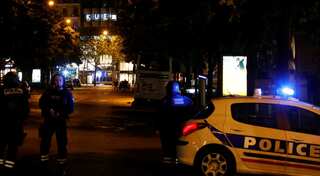 Terror strikes Champs ?lys?es in deadly attack