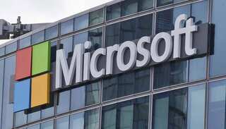 Microsoft beats Amazon for Pentagon's $10 billion cloud computing contract