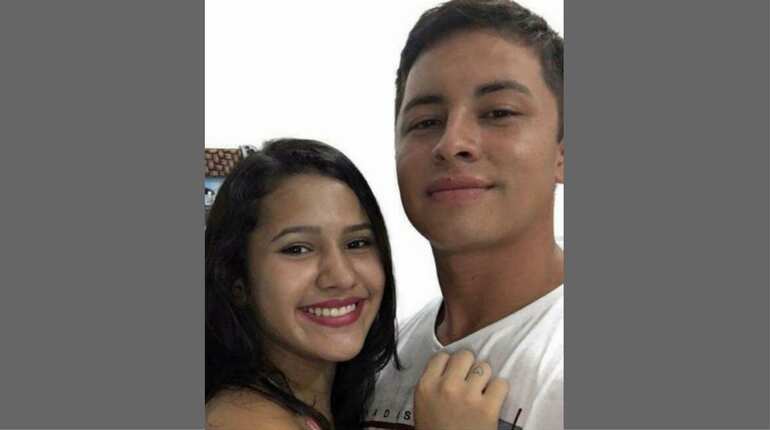 Couple posts cute selfie, but there's something odd about it