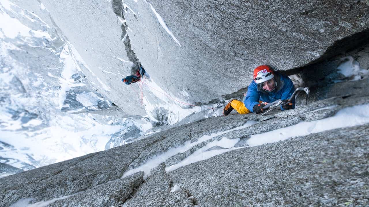 Feted mountaineer Ueli Steck dies on Everest Feted mountaineer Ueli Steck dies on Everest