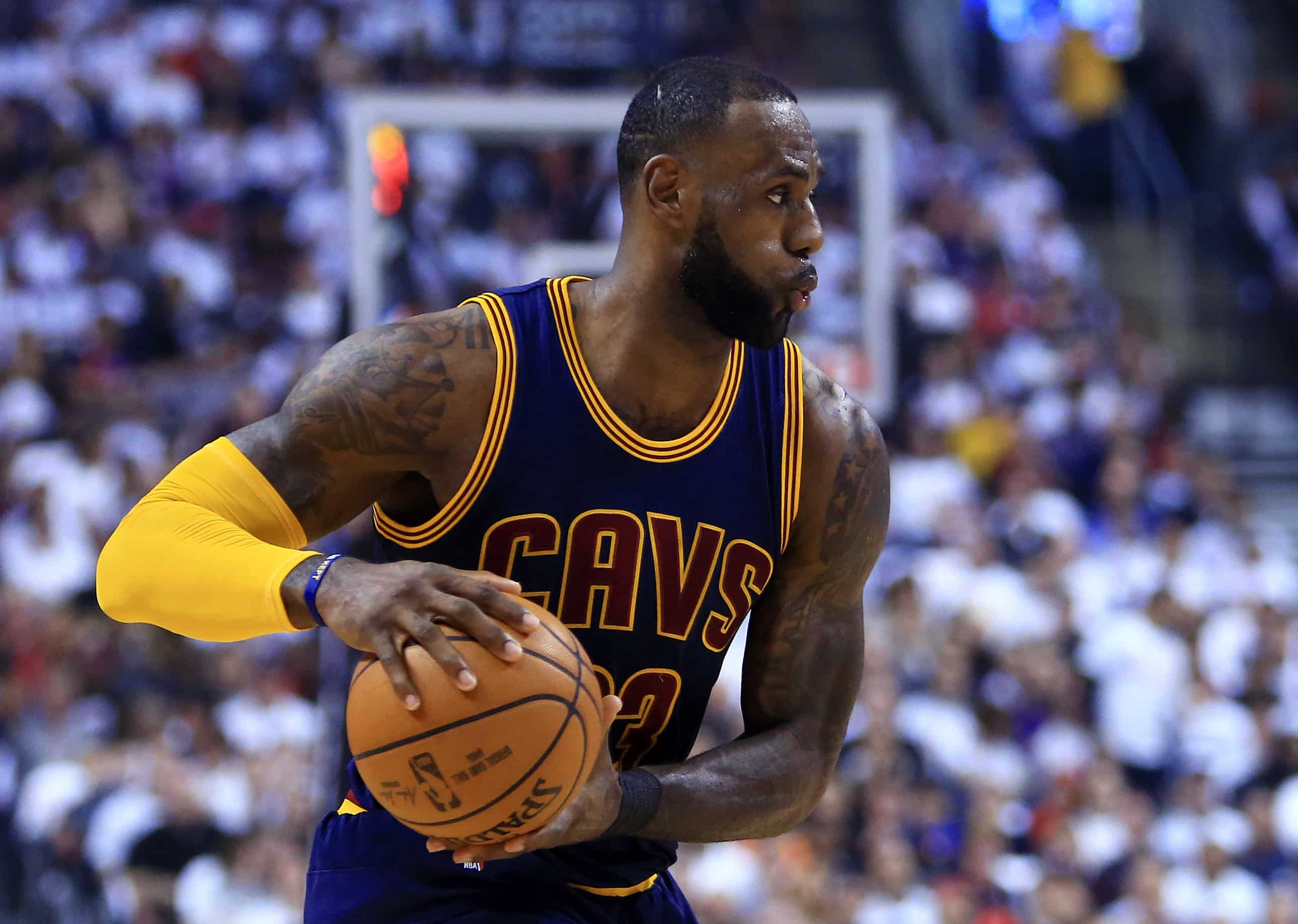 Cavaliers beat Raptors to enter conference finals