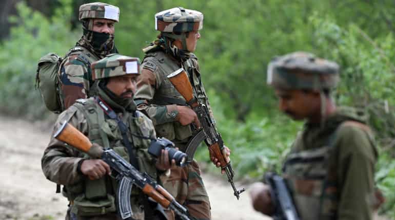 Kashmir: Troops looking for militants attacked by stone pelters