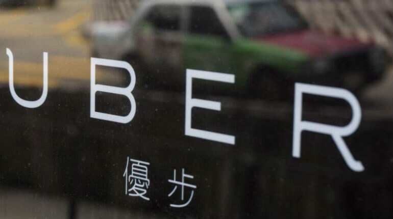 Hong Kong police arrests 21 Uber drivers Hong Kong police arrests 21 Uber drivers