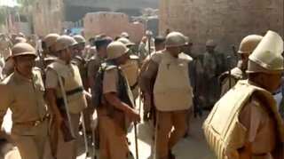 Saharanpur: Mobile internet, officials suspended after violence breaks out again