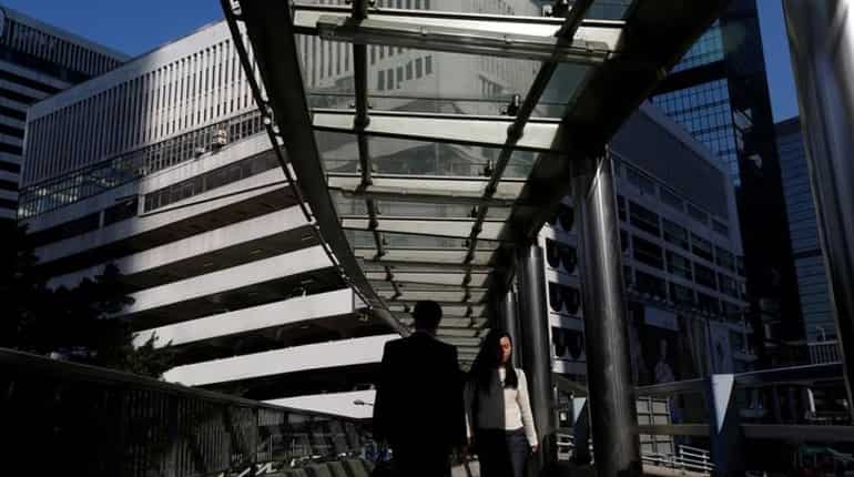 Moody's takes rating action on 12 Indian FIs, 8 corporates, 8 sovereign-linked infra firms