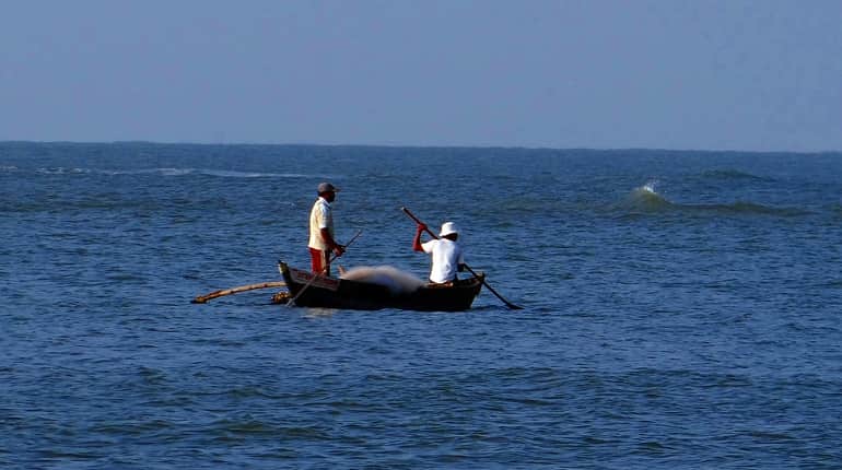14 Indian fishermen arrested by Sri Lankan Navy for poaching