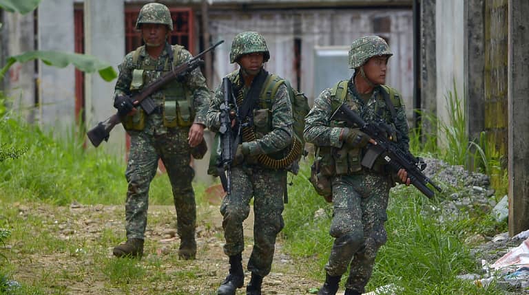 Indonesian defence minister says 1,200 IS operatives in Philippines Indonesian defence minister says 1,200 IS operatives in Philippines