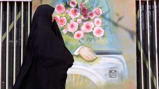 Pakistan minister asks Imran Khan to declare March 8 as Hijab day
