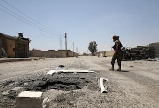 US-backed Syrian fighters reach old city walls in Islamic State-held Raqqa