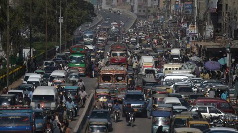 Pakistani citizens gasp for clean air