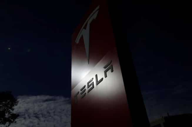 Tesla moves a step closer to building electric cars in China