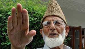 India issues show cause notice to Hurriyat leader Geelani over possession of 'illegal' money