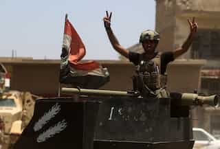 Iraqi forces on verge of retaking Mosul's Old City from IS