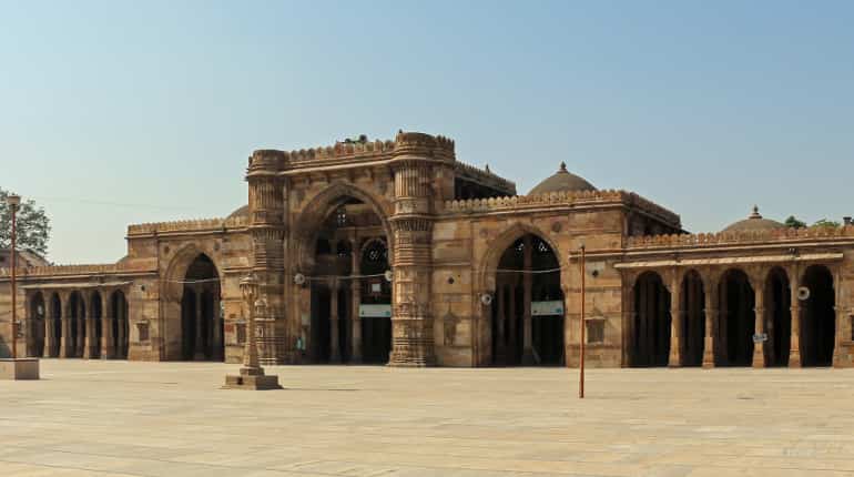 Jama Masjid may have to be closed again due to deteriorating COVID-19 situation in Delhi: Shahi Imam Jama Masjid may have to be closed again due to deteriorating COVID-19 situation in Delhi: Shahi Imam