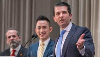 Trump Jr met Kremlin-linked lawyer who promised damaging info on Clinton during election