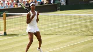 Venus Williams overcomes illness to advance at Indian Wells