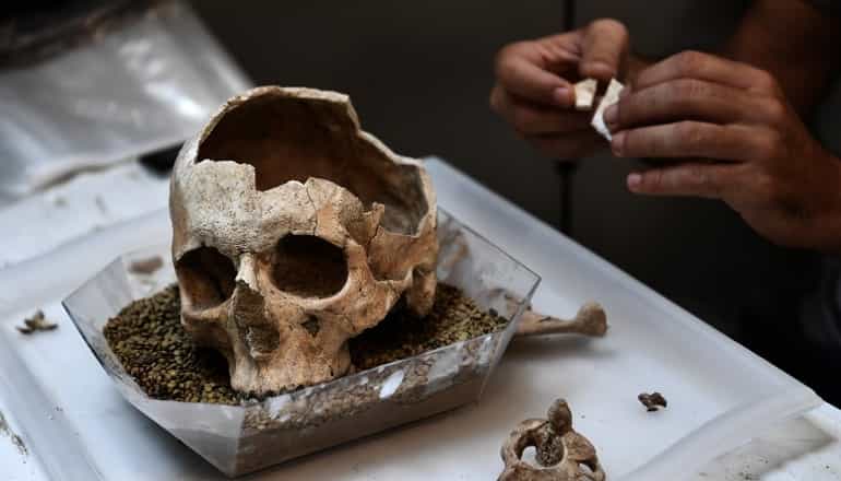 Archaeologists go high-tech in 2,500-year-old Greek cold case Archaeologists go high-tech in 2,500-year-old Greek cold case