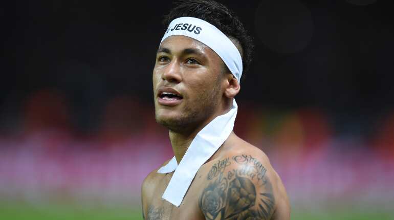 Neymar pledges trophy haul after PSG transfer