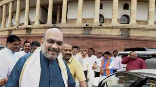 Amit Shah will ensure attendance in Parliament, PM Modi warns BJP MPs