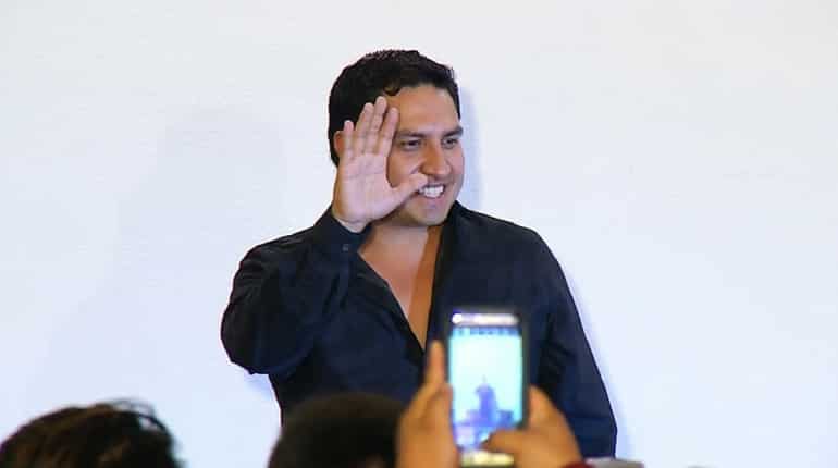 Mexican singer Julion Alvarez denies US accusations of drug cartel ties