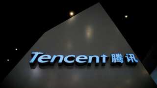 China investigates top local social media sites in push to control content