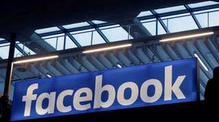 Facebook picks veteran executive to lead hardware efforts: Reports