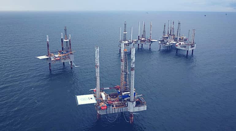 Pain at the pump: Oil prices plummet 4% after Fed rate hike