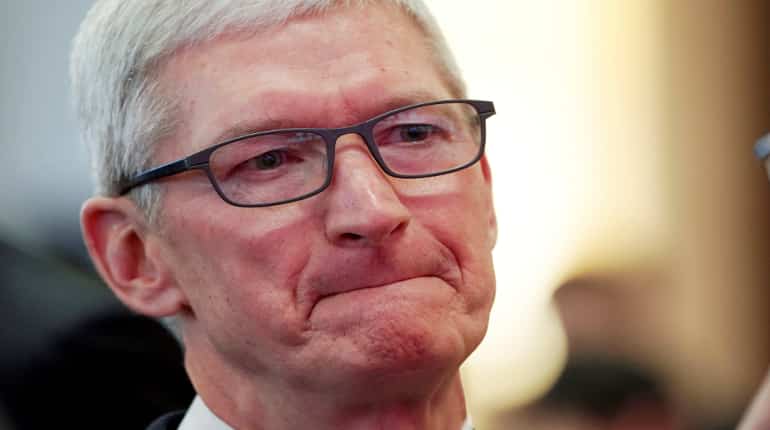 Apple's deep pockets could take on Hollywood, Netflix