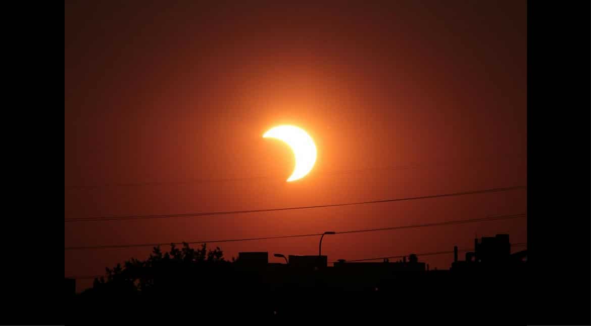 Partial solar eclipse on November 25, 2011
