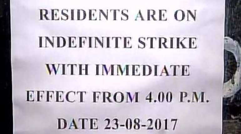 Safdarjung Hospital doctors on indefinite strike