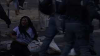 Police clash with refugee squatters in Rome
