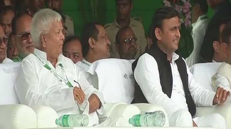 Lalu holds 'Desh Bachao' rally in Patna, number of Opposition leaders attend
