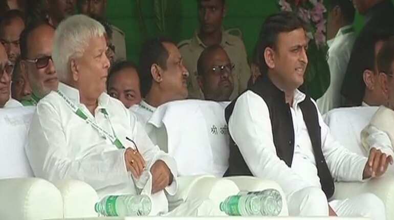 Lalu holds 'Desh Bachao' rally in Patna, number of Opposition leaders attend