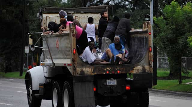 200 Indian students stranded in Houston safe: Indian government 200 Indian students stranded in Houston safe: Indian government