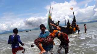 Global split over Rohingya crisis as China backs Myanmar crackdown