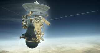 Astronomers bid farewell to $3.9 billion Saturn spacecraft Cassini