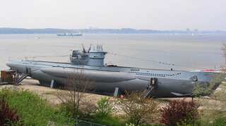 World War I German submarine with  23 dead bodies found off Belgian coast