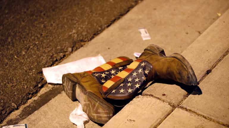 Las Vegas gunman may have used modified weapons: Police