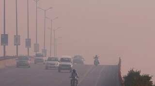 Delhi: Environment minister claims air quality 'very good' but Anand Vihar 'hazardous', RK Puram 'very unhealthy'