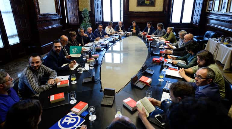 Catalan separatists set key parliament session for Thursday Catalan separatists set key parliament session for Thursday