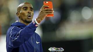 Athletics: Farah splits with coach Salazar, moving back to London