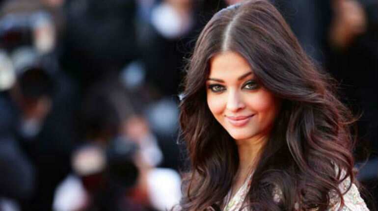 Crew member injured on Aishwarya Rai, Anil Kapoor starrer 'Fanney Khan' set Crew member injured on Aishwarya Rai, Anil Kapoor starrer 'Fanney Khan' set
