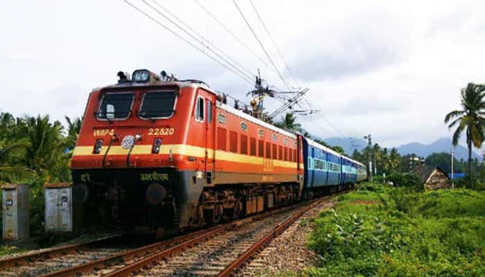 Kolkata-Khulna train service flagged off Kolkata-Khulna train service flagged off